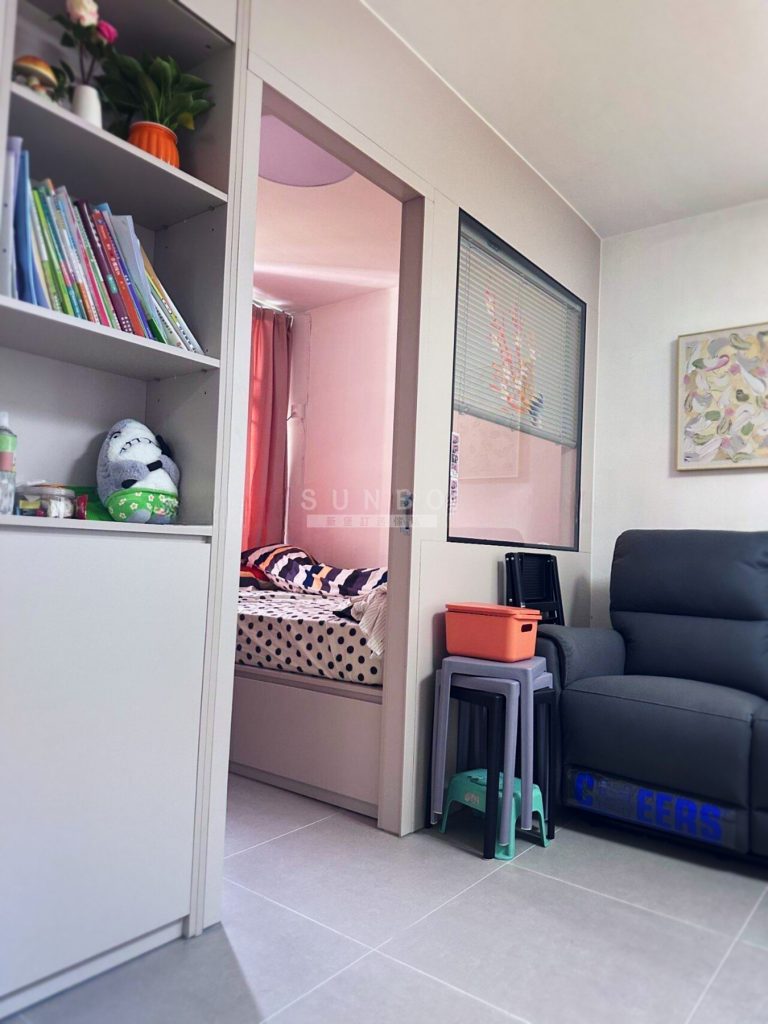 香港和諧一型公屋3-4人單位間訂造傢俬作品照片 4
